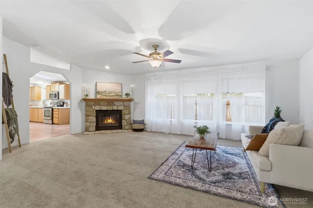 $384,500 | 30 Northeast Lake Place, Tahuya, WA 98588