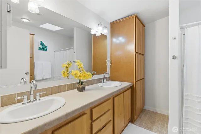 $384,500 | 30 Northeast Lake Place, Tahuya, WA 98588