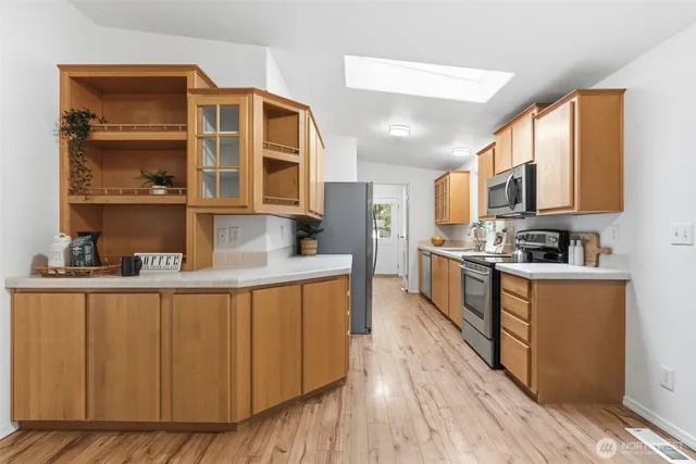 $384,500 | 30 Northeast Lake Place, Tahuya, WA 98588