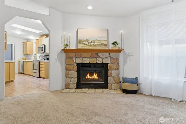 $384,500 | 30 Northeast Lake Place, Tahuya, WA 98588