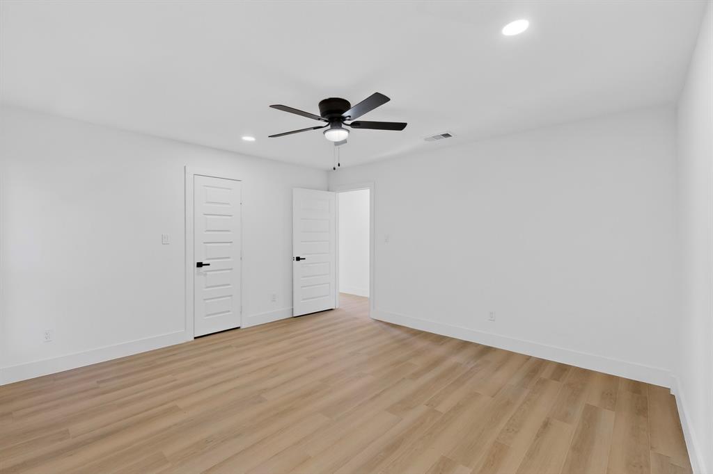 2219 Wilbur Street Dallas, TX 75224 - Photo 32 of 37 wooden floor in an empty room