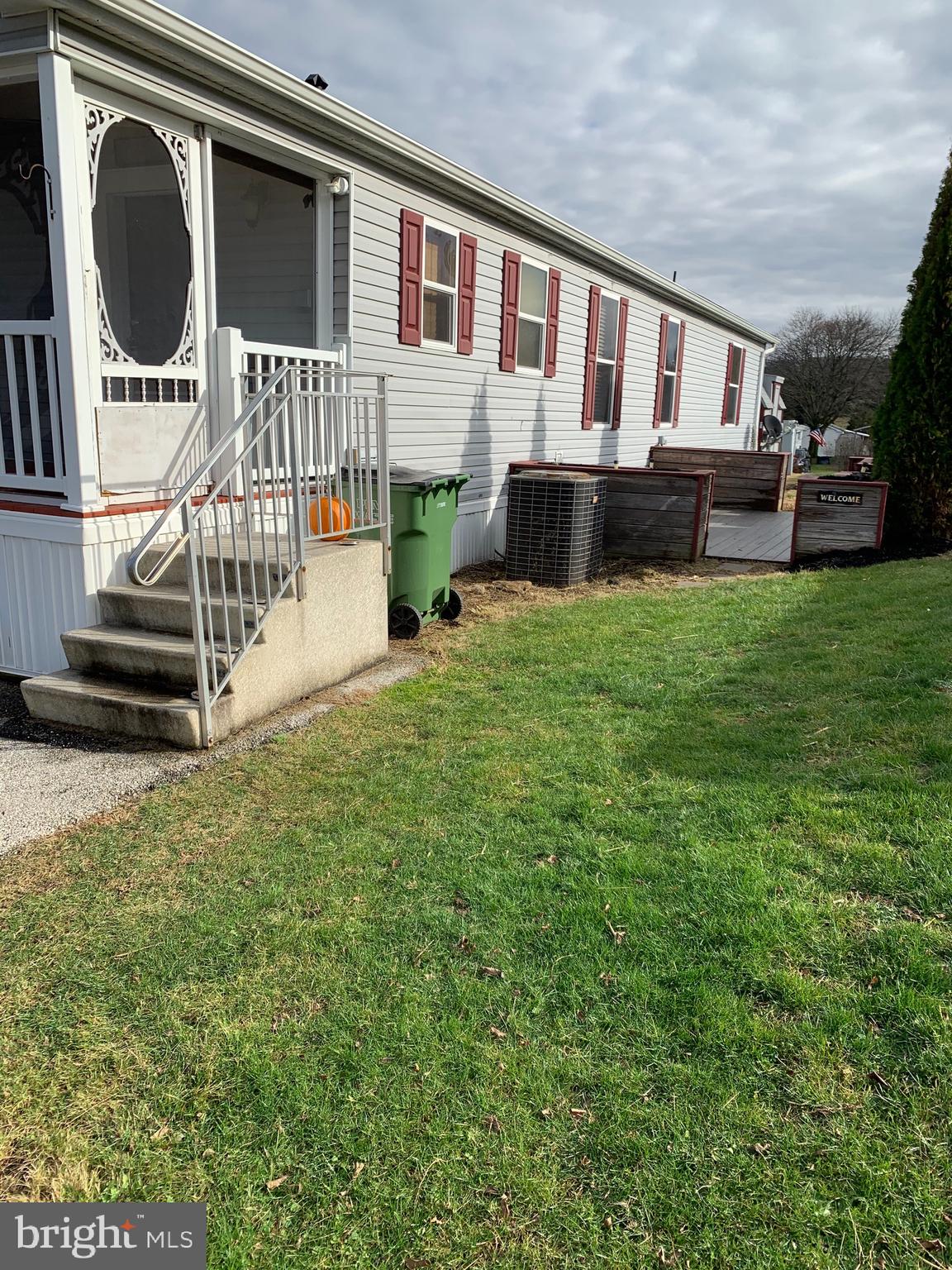 113 Carbridge Road West Stewartstown, PA 17363 - Photo 2 of 34