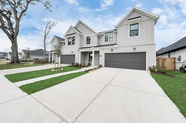 $440,219 | 1711 Sterling Water Drive, Missouri City, TX 77459