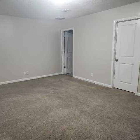 $2,625 | 97389 Harbor Concourse Circle, Fernandina Beach, FL 32034