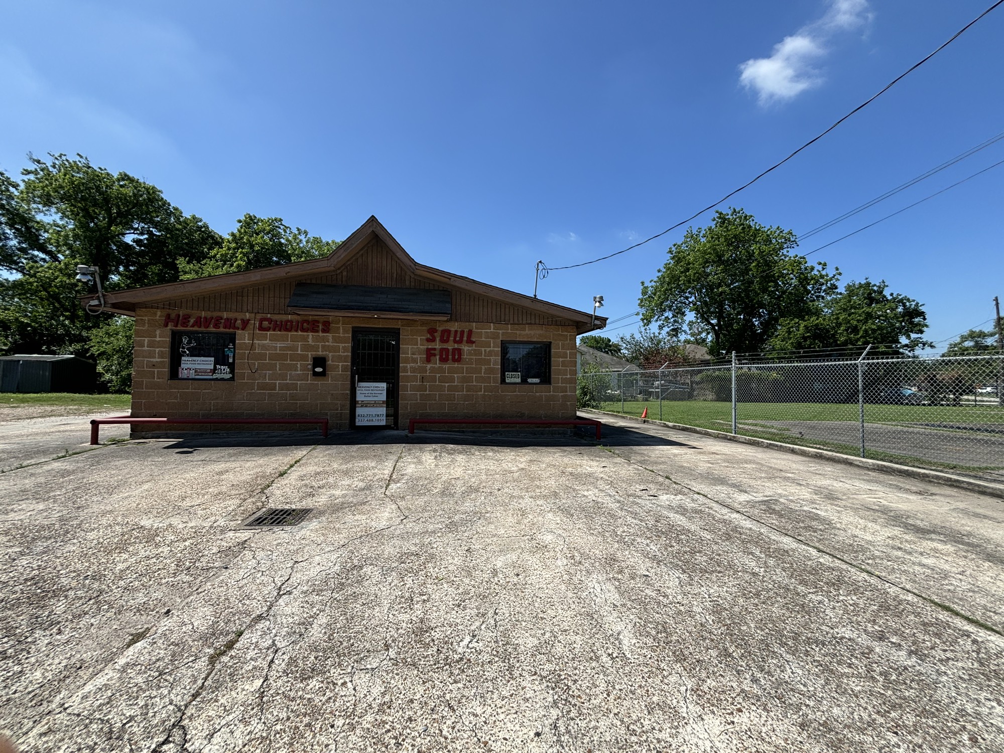 3810 Alberta Street Houston, TX 77021 - Photo 2 of 11 a front view of a house with a garden