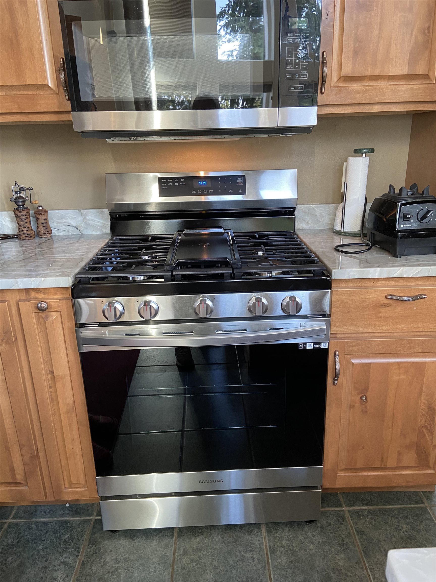 46762 Larson Beach Road Loon Lake, WA 99148 - Photo 9 of 49