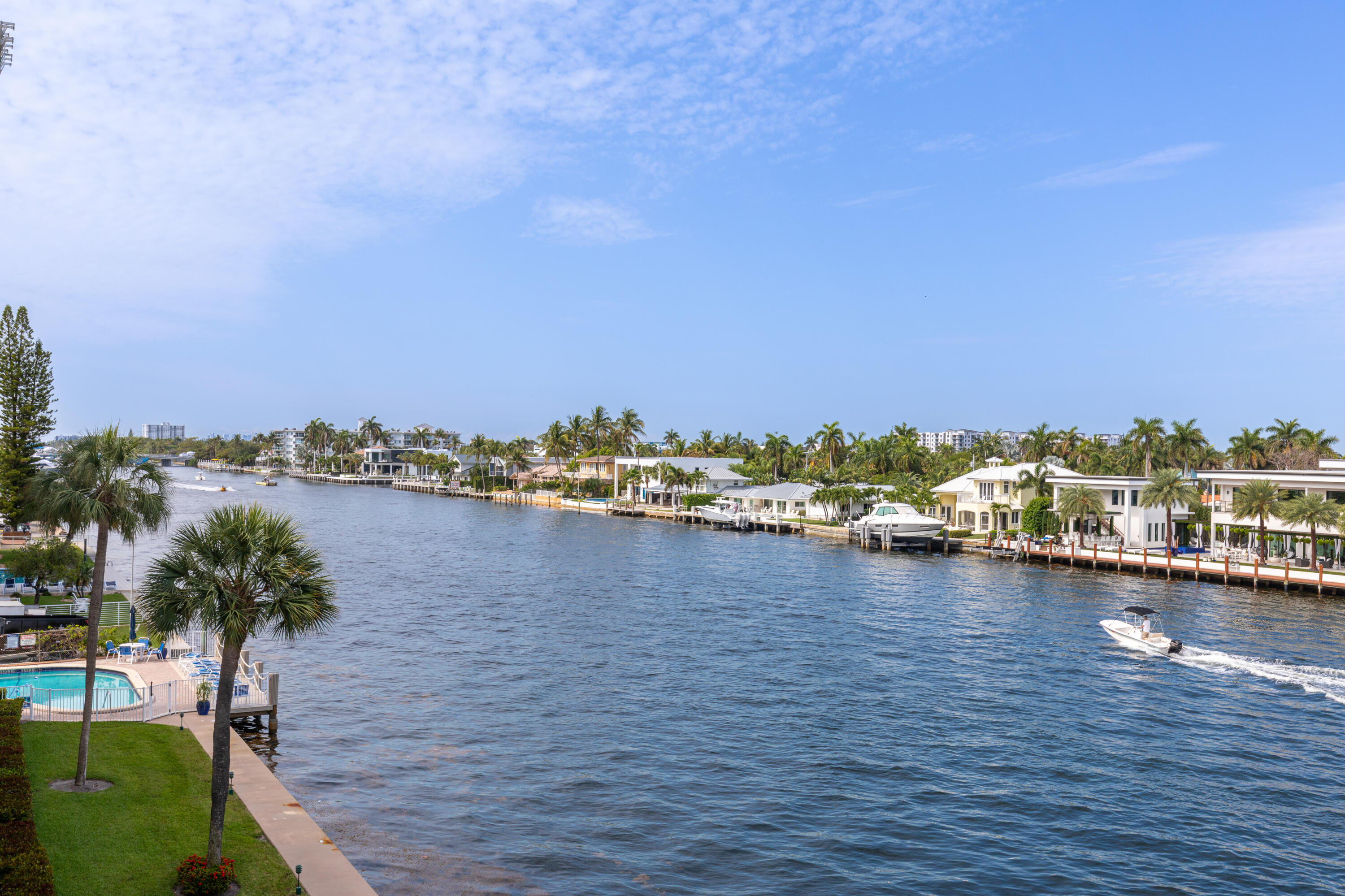 401 North Riverside Drive, Unit 406 Pompano Beach, FL 33062 - Photo 8 of 21 1I6A3387