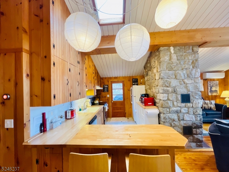 639 Canistear Road Vernon, NJ 07422 - Photo 8 of 23 a view of a dining room with furniture