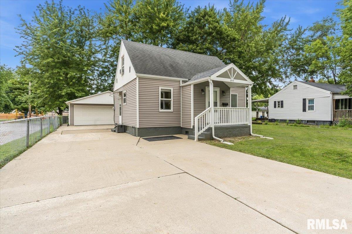 3515 Sherman Street Springfield, IL 62703 - Photo 3 of 22