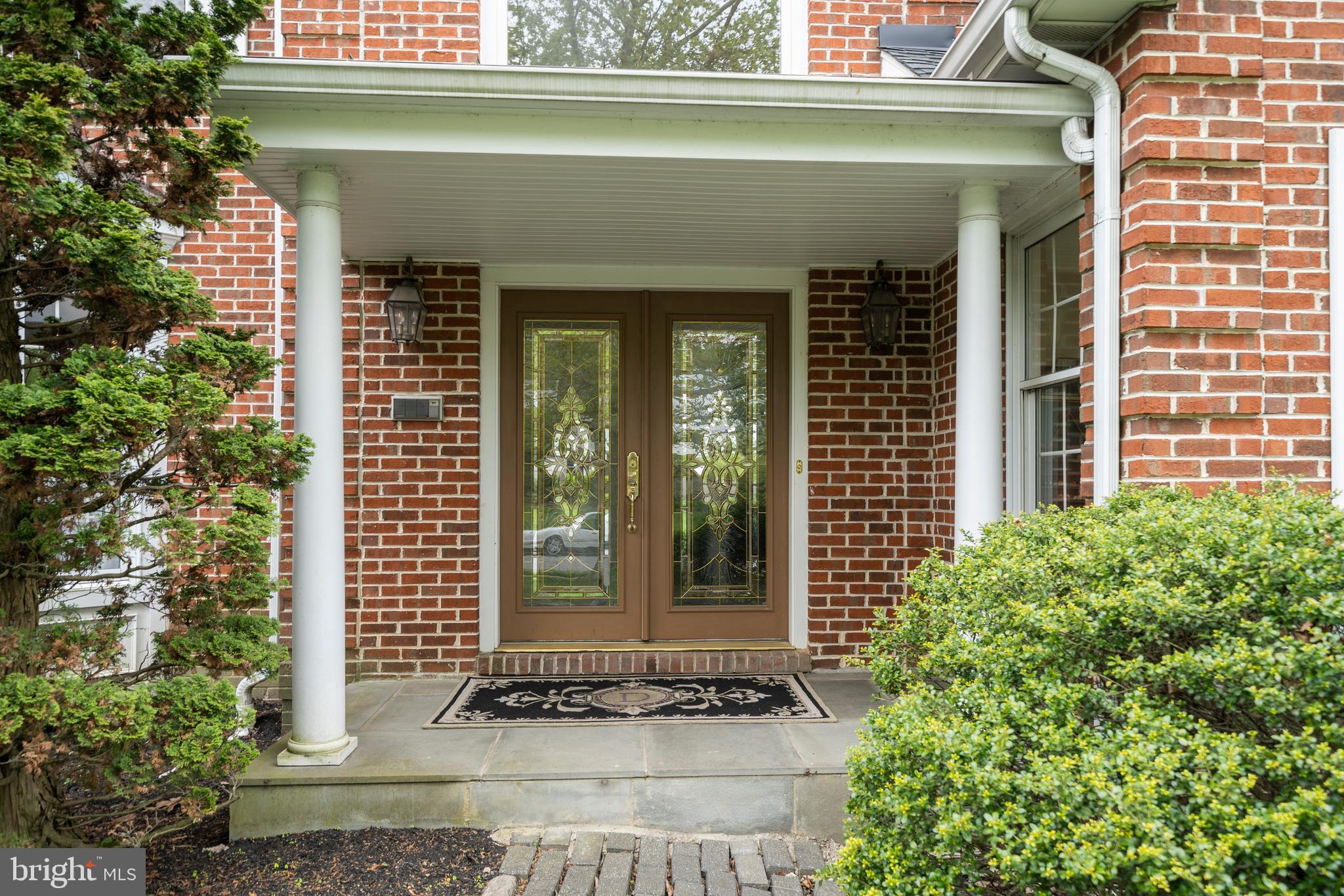 360 Sentry Lane Wayne, PA 19087 - Photo 2 of 51