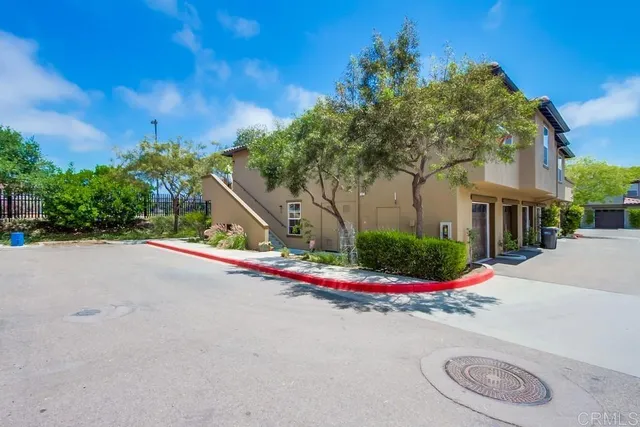 $364,594 | 14676 Via Fiesta, Unit 2, San Diego, CA 92127