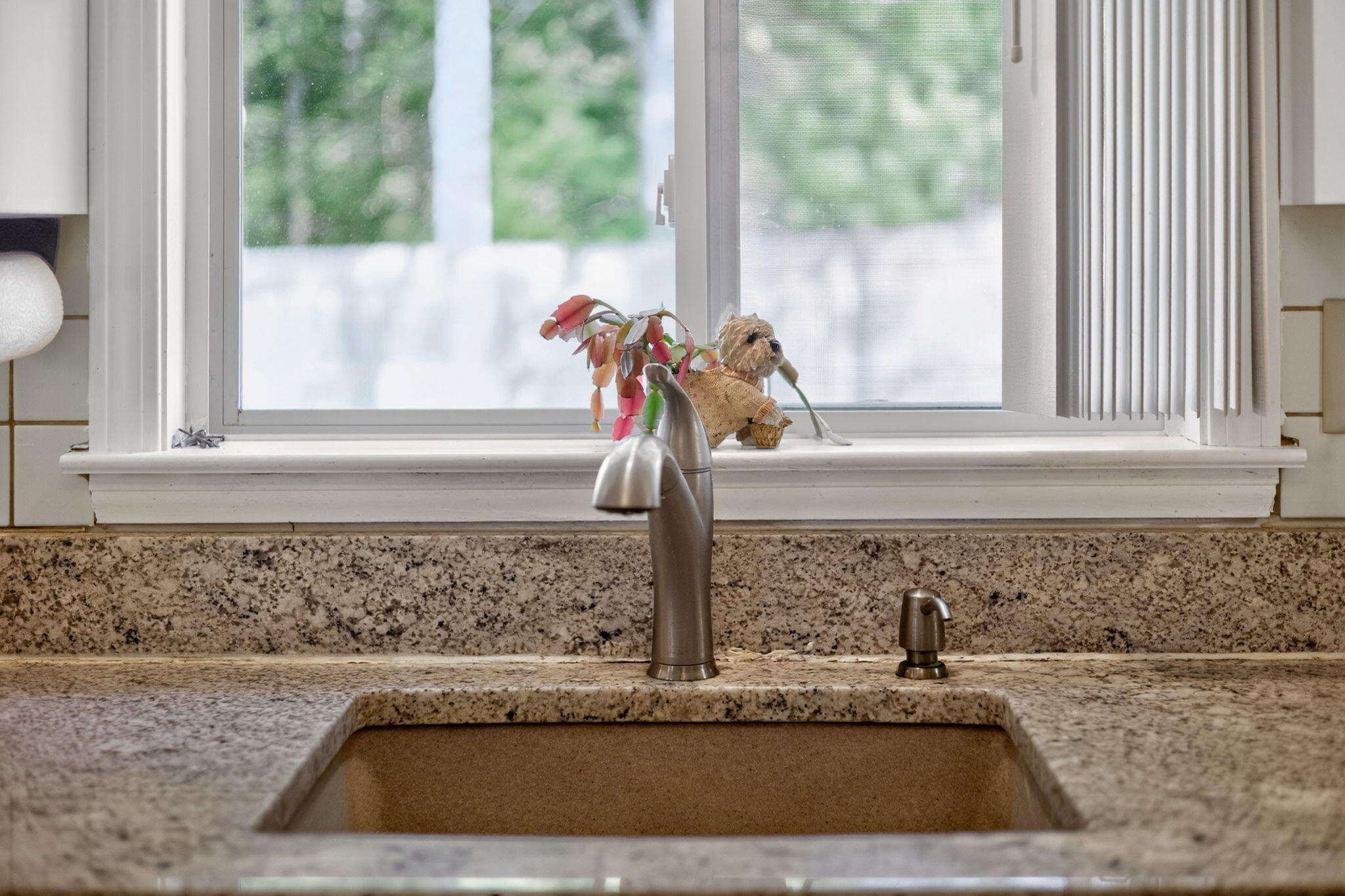 80 Roosevelt Road Cotuit, MA 02635 - Photo 16 of 44 43-B8P0A4458