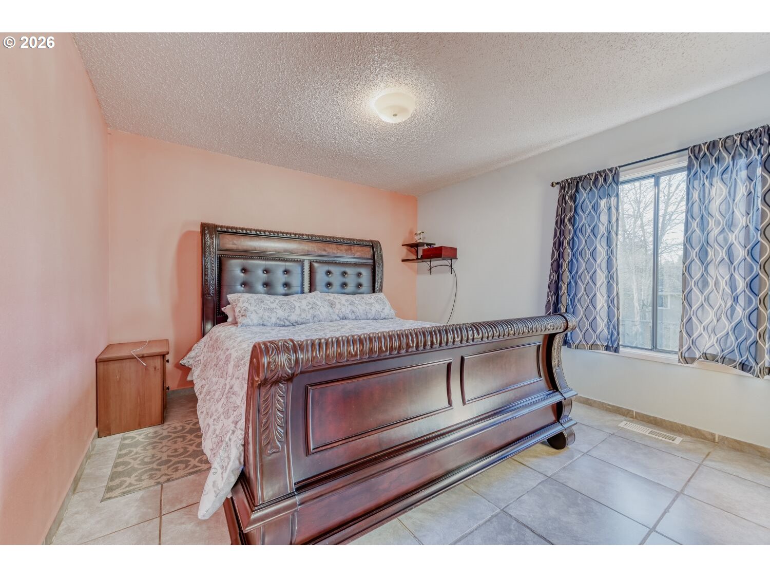 6811 Southwest 170th Avenue Beaverton, OR 97007 - Photo 12 of 23