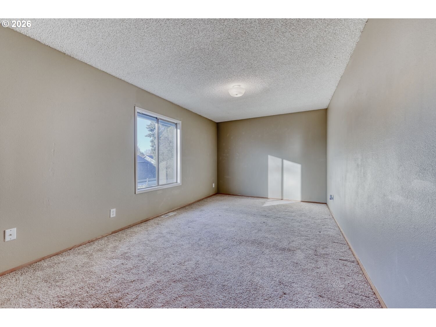 6811 Southwest 170th Avenue Beaverton, OR 97007 - Photo 15 of 23