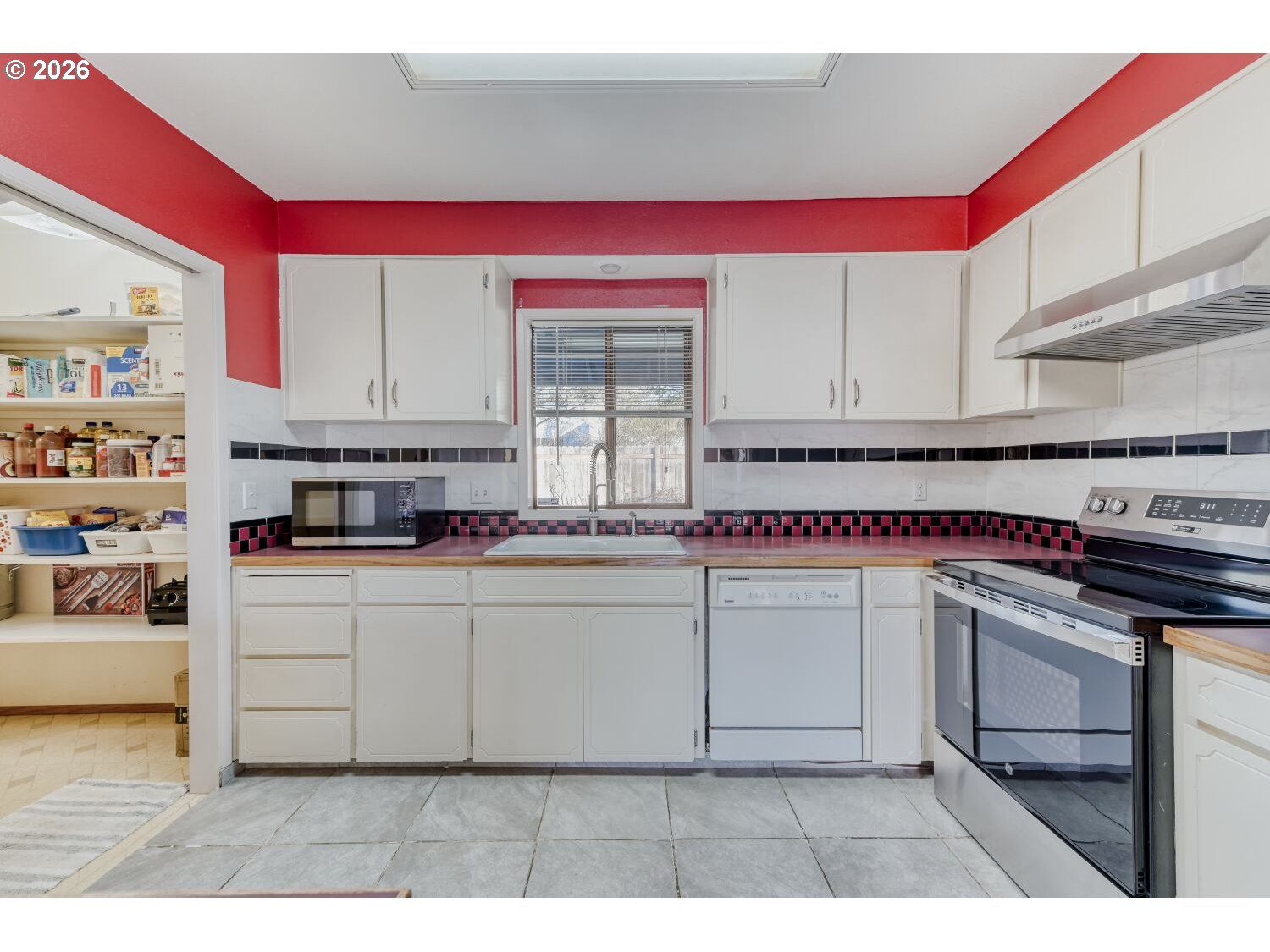 6811 Southwest 170th Avenue Beaverton, OR 97007 - Photo 23 of 23