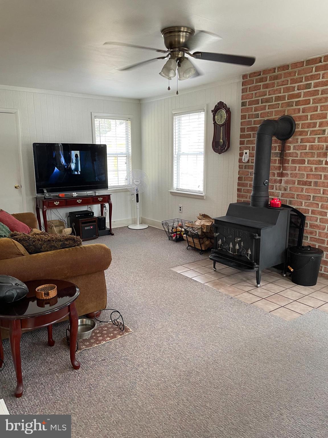 31459 Railway Road Ocean View, DE 19970 - Photo 17 of 37 family room