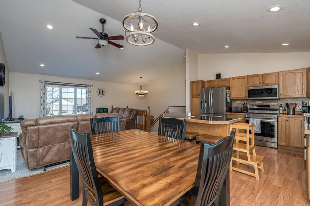 $395,000 | 228 Grovebrook Circle, Mankato, MN 56001