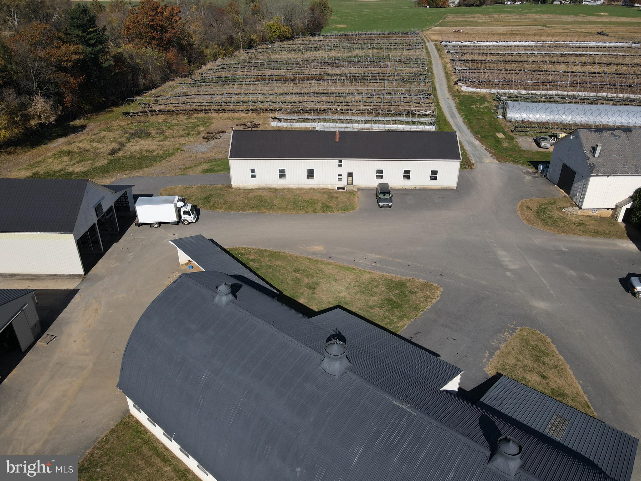 690 Kraybill Church Road Mount Joy, PA 17552 - Photo 19 of 35 a view of living room