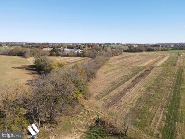 $1,000,000 | 690 Kraybill Church Road, Mount Joy, PA 17552