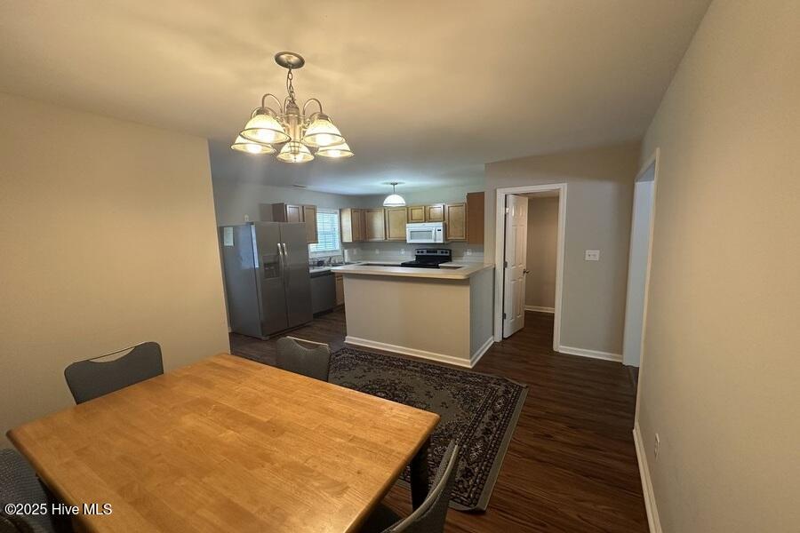 109 Apache Trail Havelock, NC 28532 - Photo 5 of 22 Kitchen as seen from dining