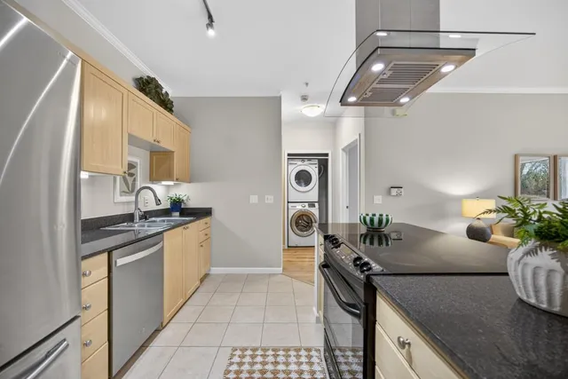 $525,000 | 1818 Moore Boulevard, Unit 102, Davis, CA 95618