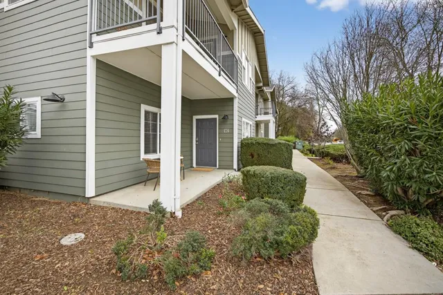 $525,000 | 1818 Moore Boulevard, Unit 102, Davis, CA 95618