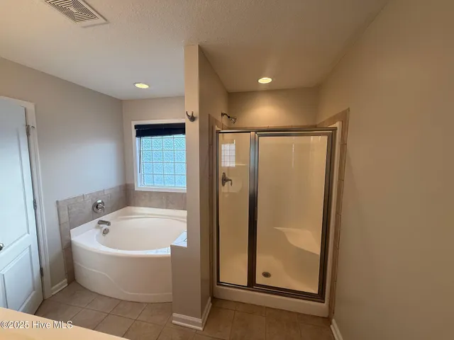 $2,900 | 700 Stafford Lane, Jacksonville, NC 28546