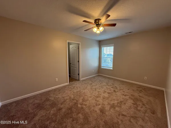 $2,600 | 700 Stafford Lane, Jacksonville, NC 28546