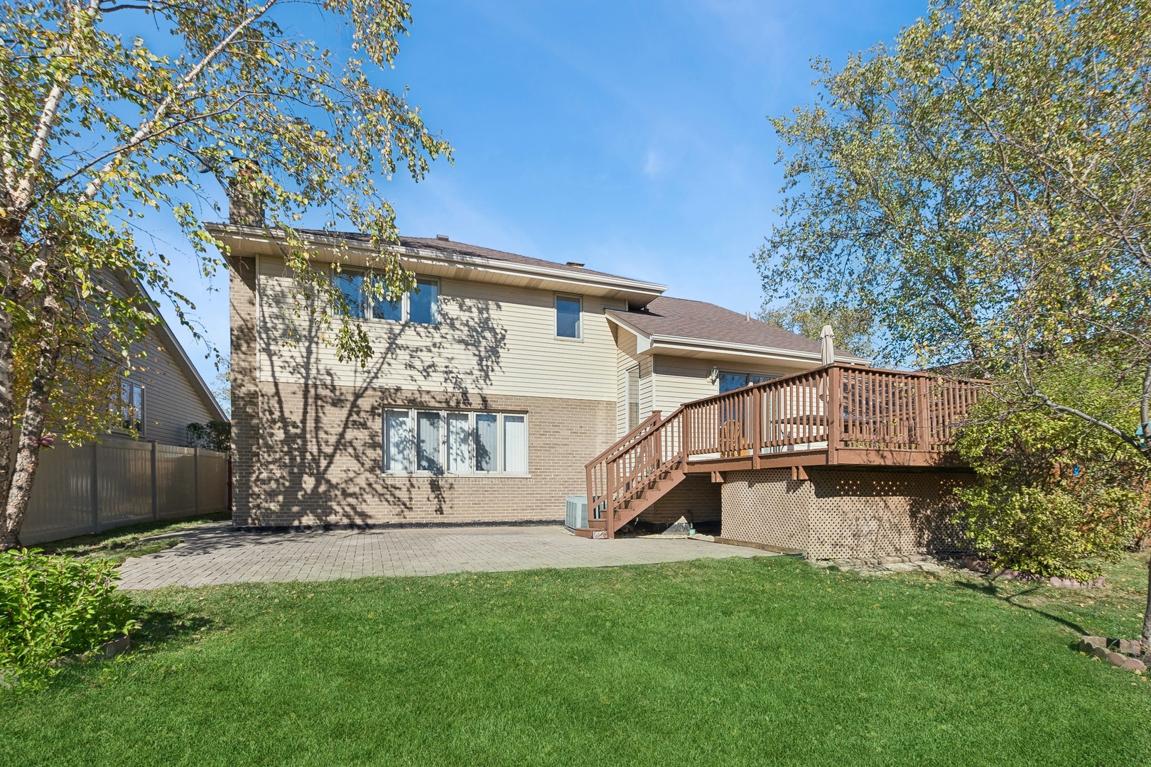 5309 Dixie Drive Alsip, IL 60803 - Photo 30 of 36 a view of a house with a yard