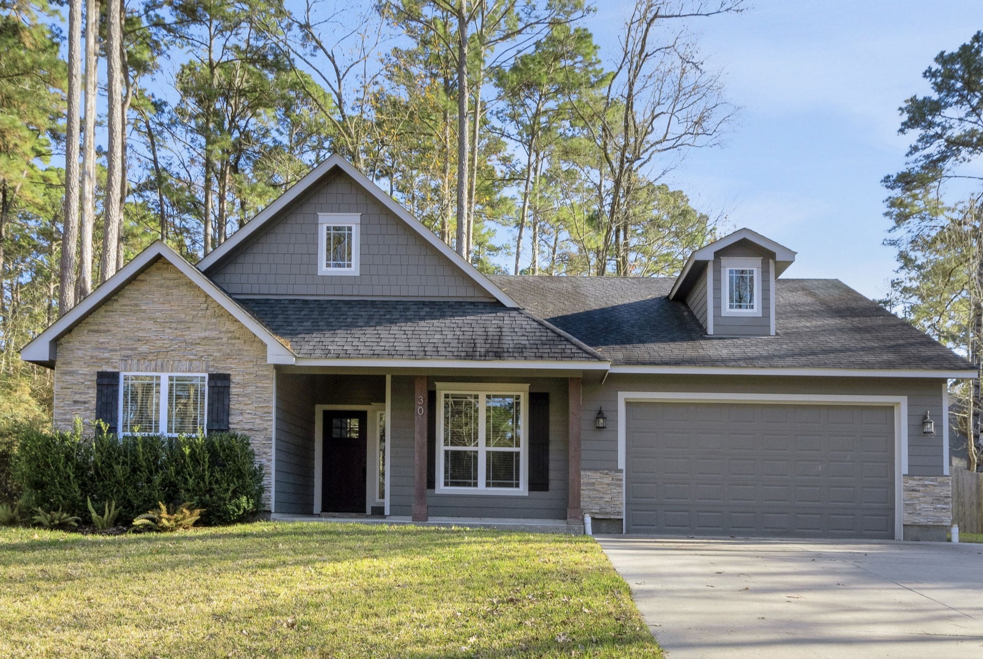 Welcome to 30 Beachwood Way in the gated subdivision of Cape Royale