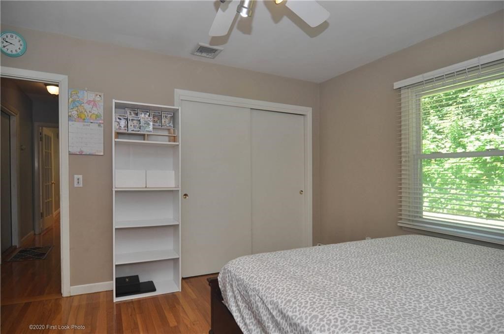 567 Budlong Road Cranston, RI 02920 - Photo 25 of 40