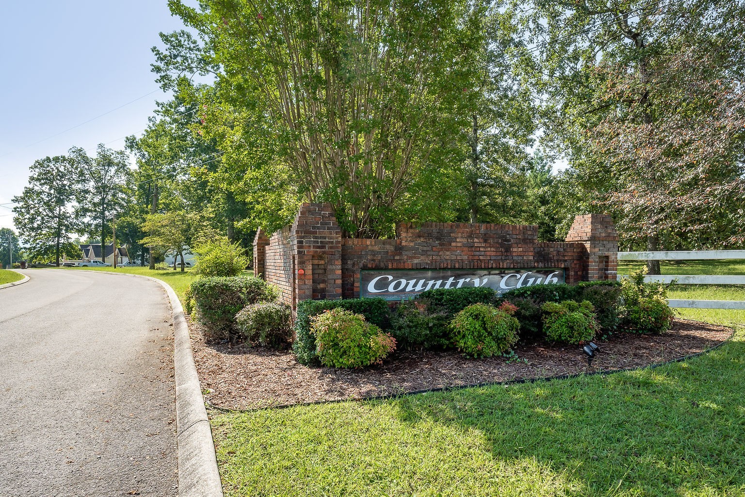 128 Simons Boulevard Morrison, TN 37357 - Photo 2 of 65