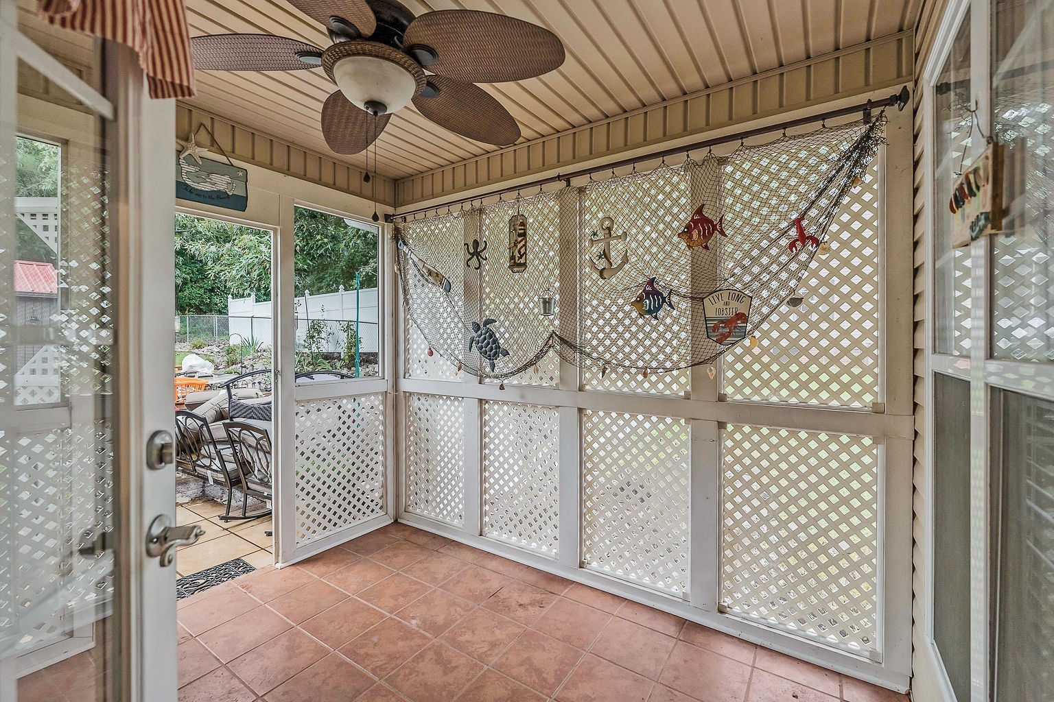 128 Simons Boulevard Morrison, TN 37357 - Photo 45 of 65 a view of a room with stairs