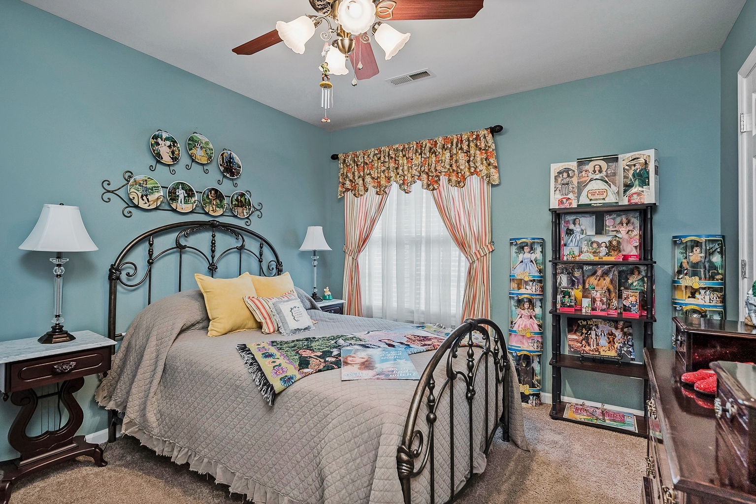 128 Simons Boulevard Morrison, TN 37357 - Photo 61 of 65 a bedroom with bed and a chandelier