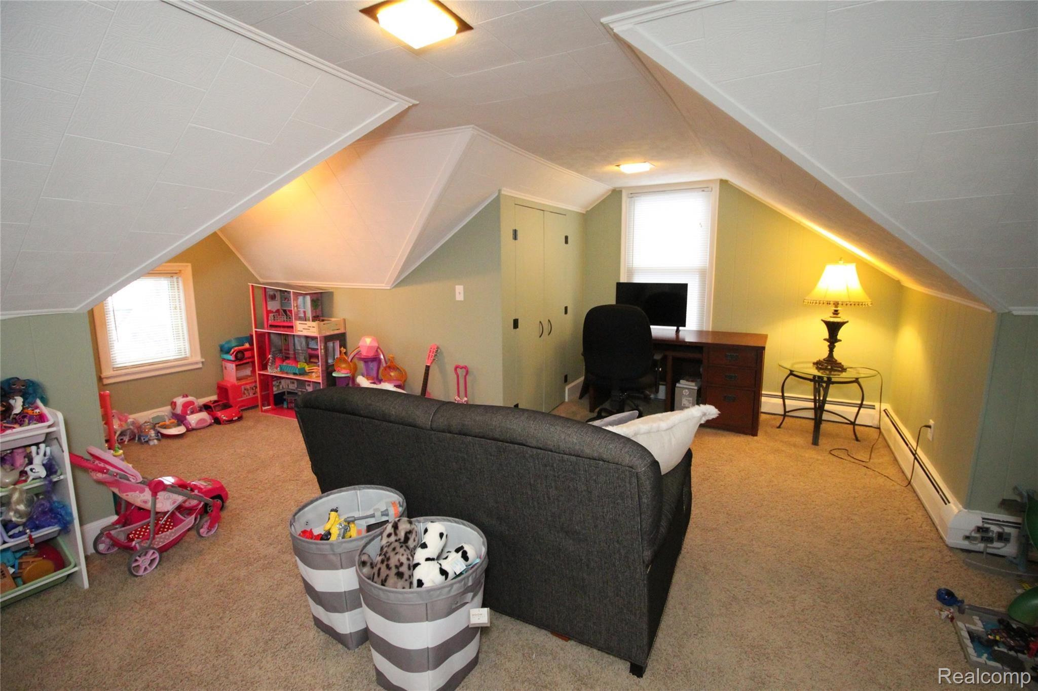 1376 Bedford Road Grosse Pointe, MI 48230 - Photo 38 of 49 IMG_0493.JPG