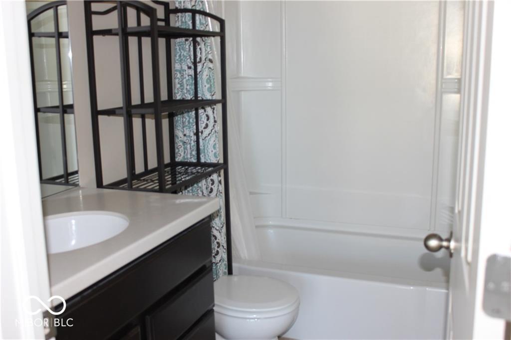 14047 Wimbleton Way Fishers, IN 46037 - Photo 20 of 23