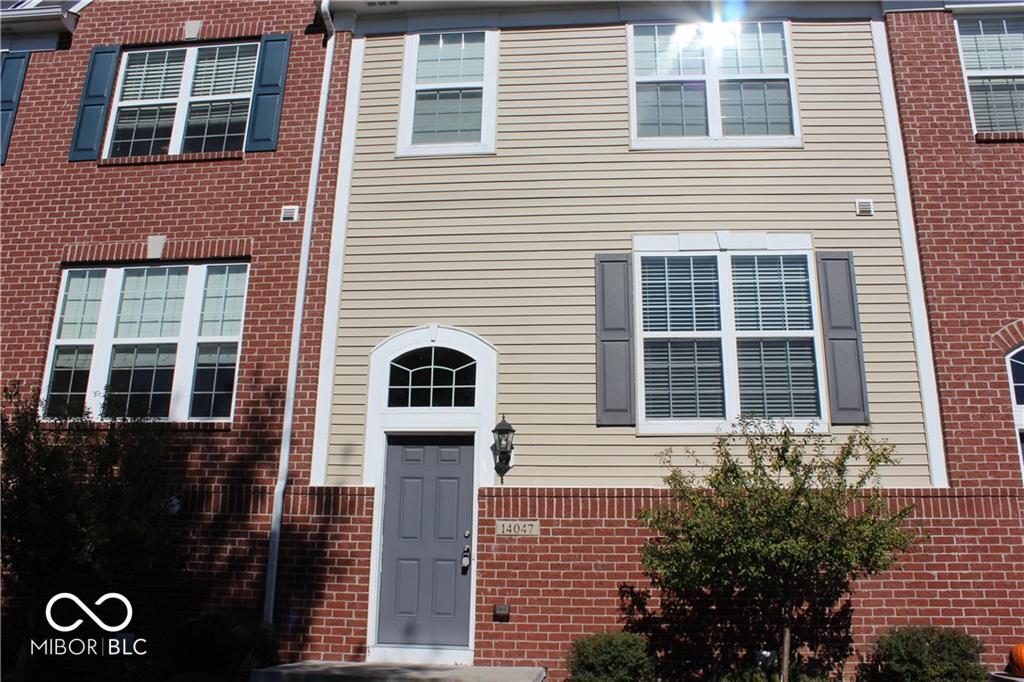 14047 Wimbleton Way Fishers, IN 46037 - Photo 3 of 23