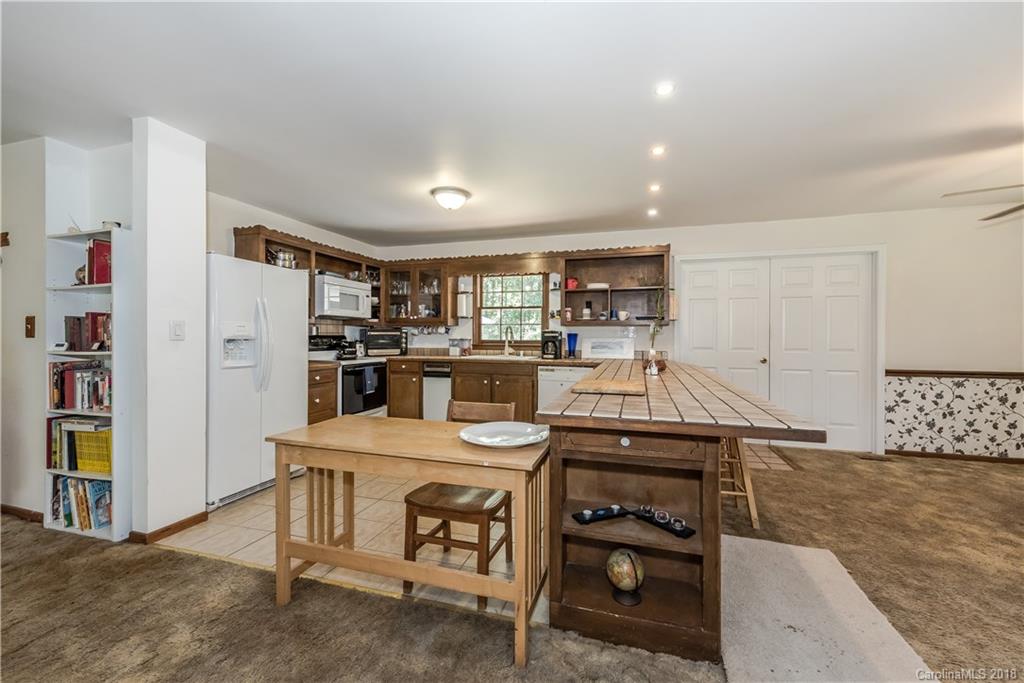 1910 Bobby Ray Road Clover, SC 29710 - Photo 14 of 36