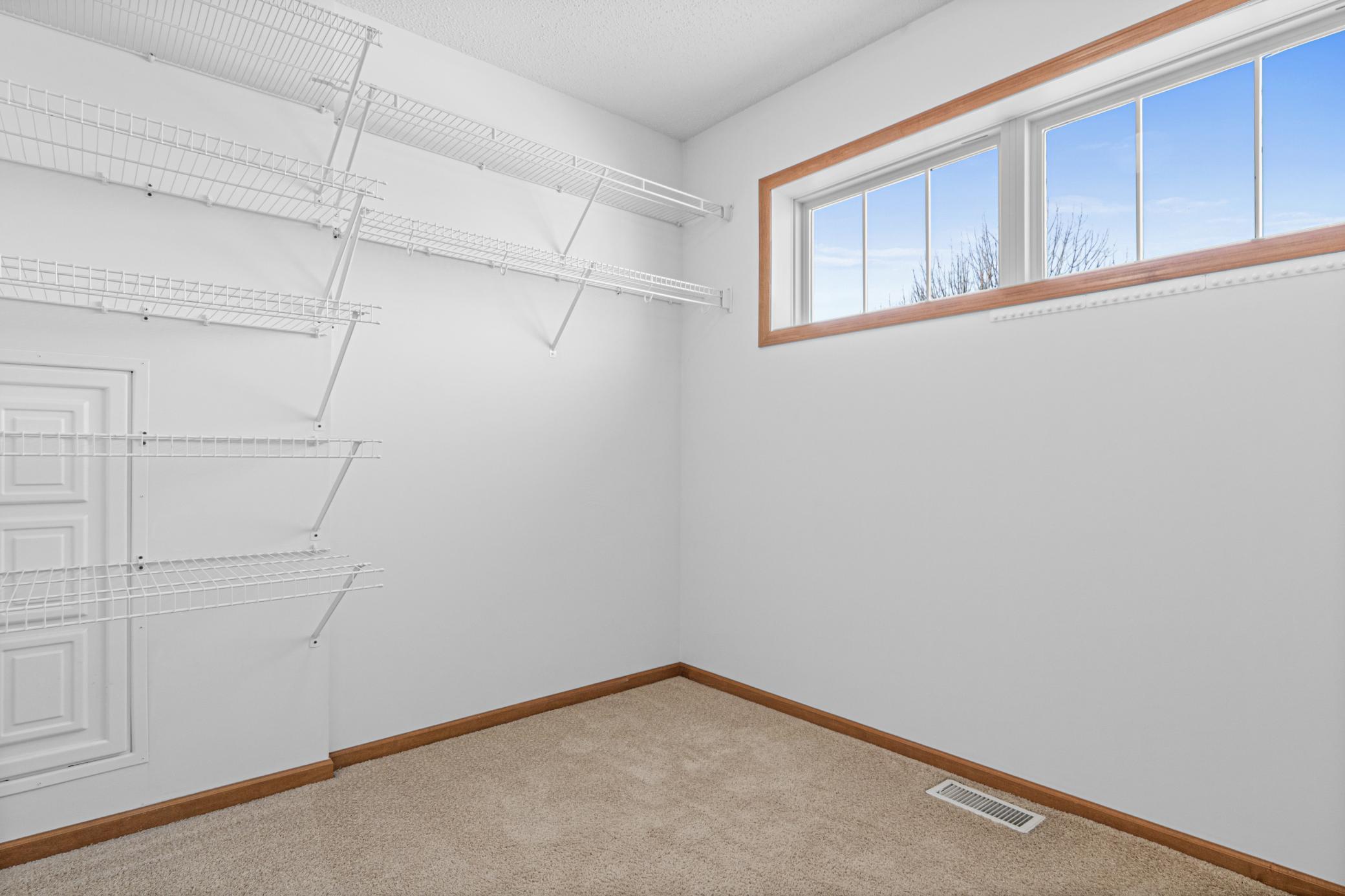 1763 Switchgrass Court Shakopee, MN 55379 - Photo 6 of 49