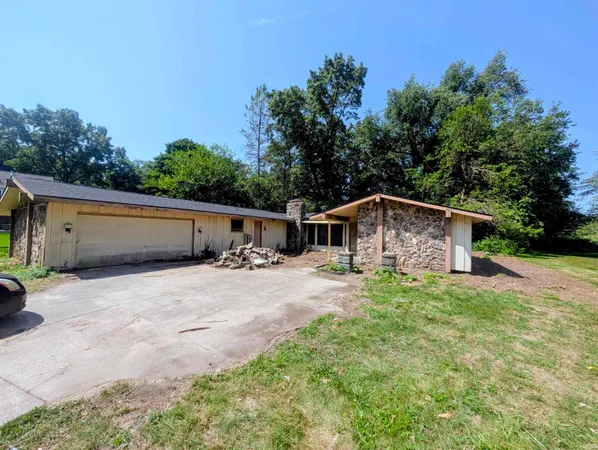 $229,900 | 50745 Lincroft Lane, Granger, IN 46530