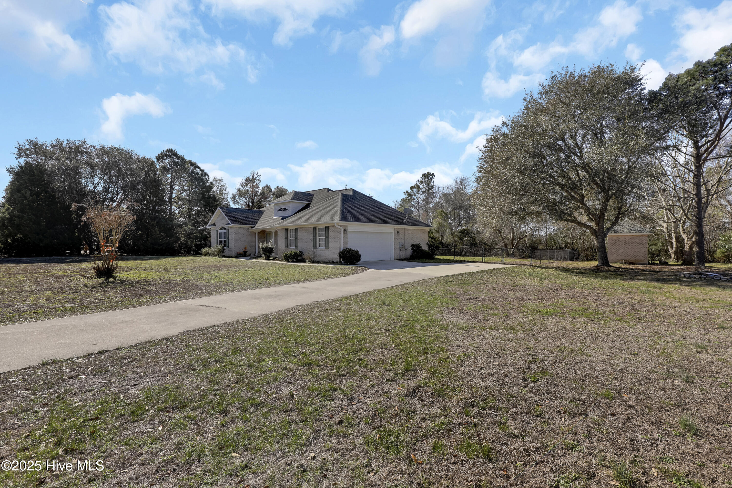 360 Hickory Point Road Hampstead, NC 28443 - Photo 2 of 38 002_6g8a0957_208