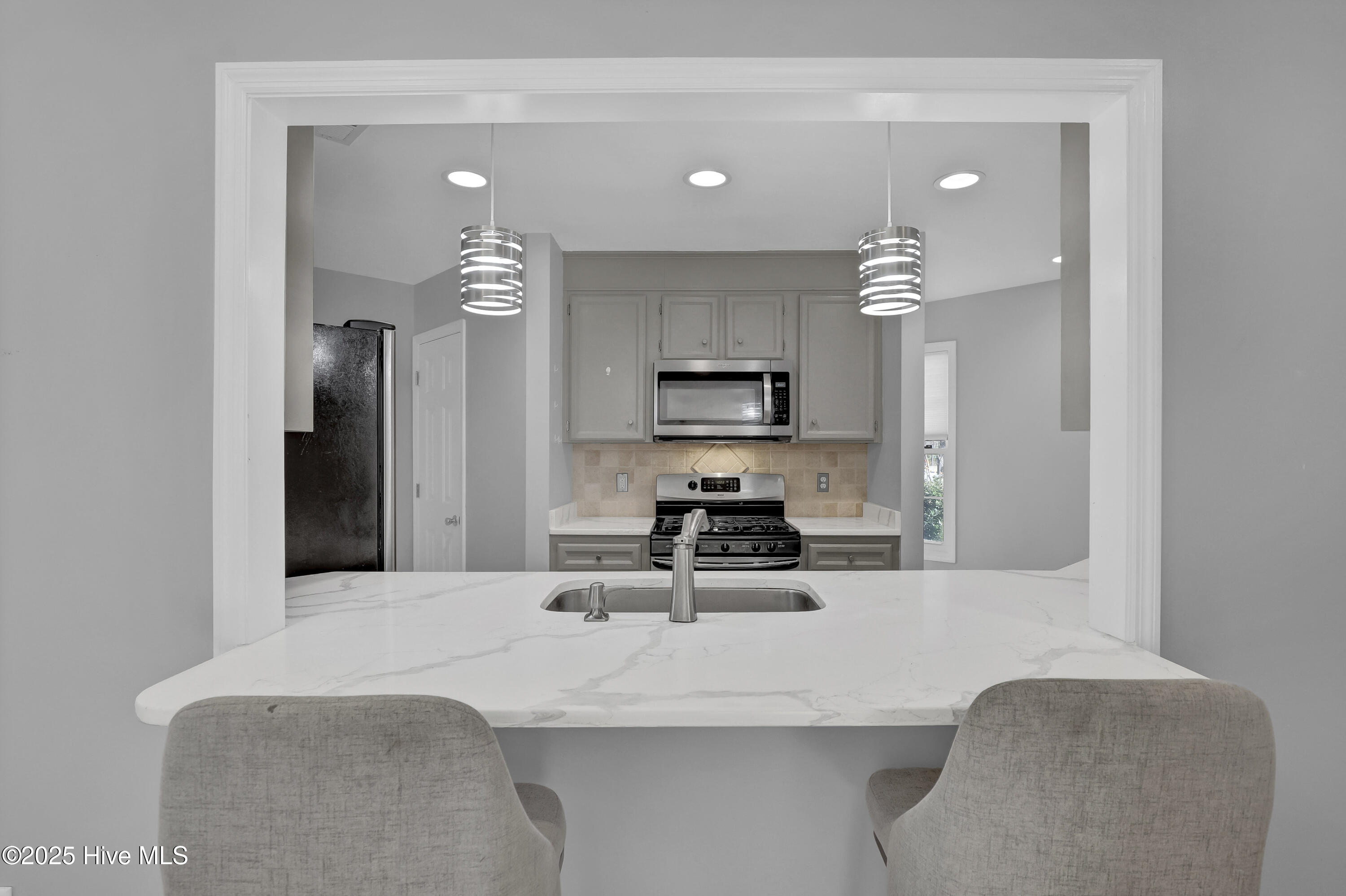 360 Hickory Point Road Hampstead, NC 28443 - Photo 5 of 38 005_6g8a0969_287