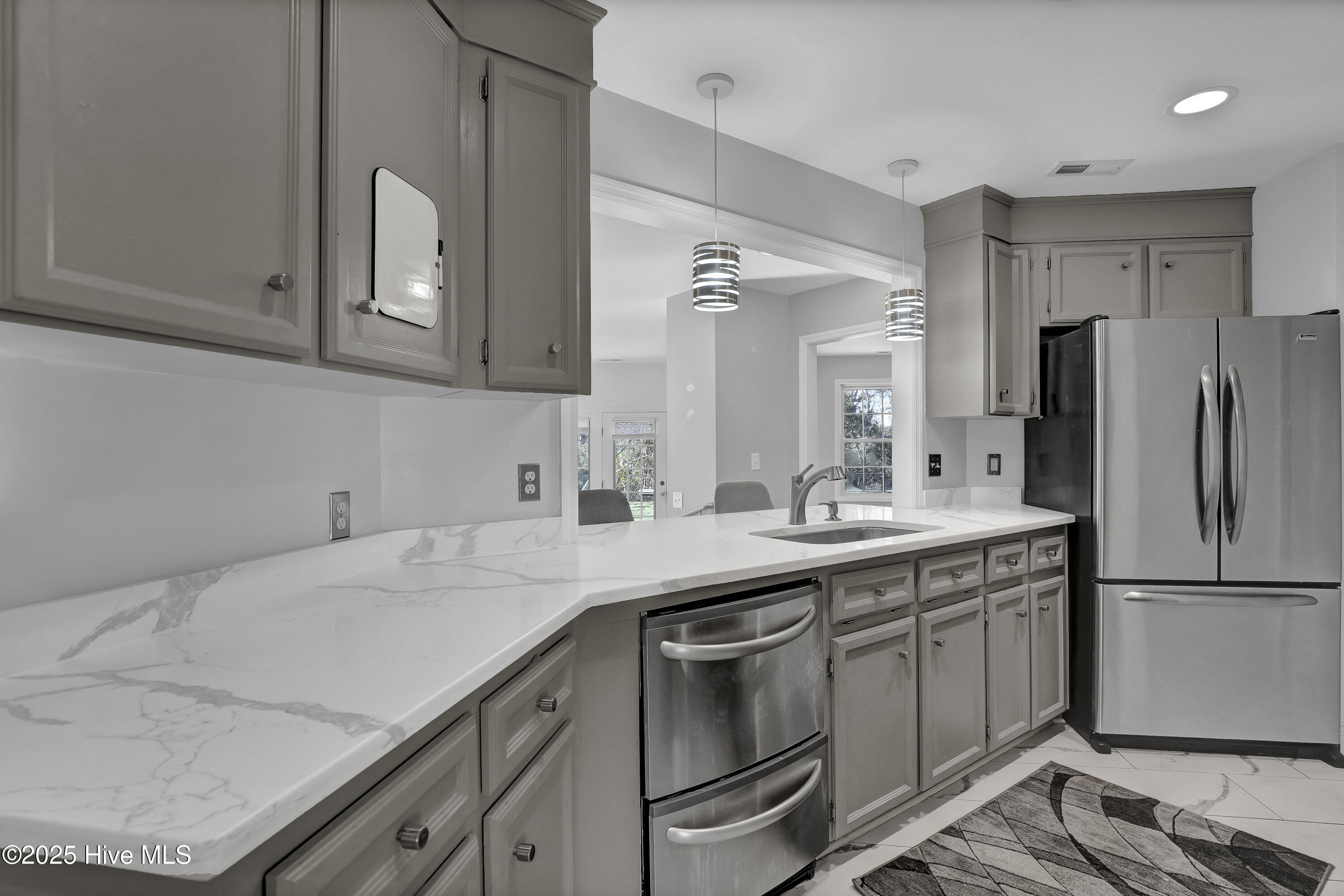 360 Hickory Point Road Hampstead, NC 28443 - Photo 7 of 38 007_6g8a0975_325