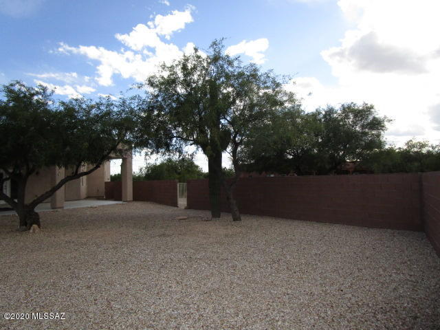 11553 East Tanque Verde Road Tucson, AZ 85749 - Photo 21 of 33
