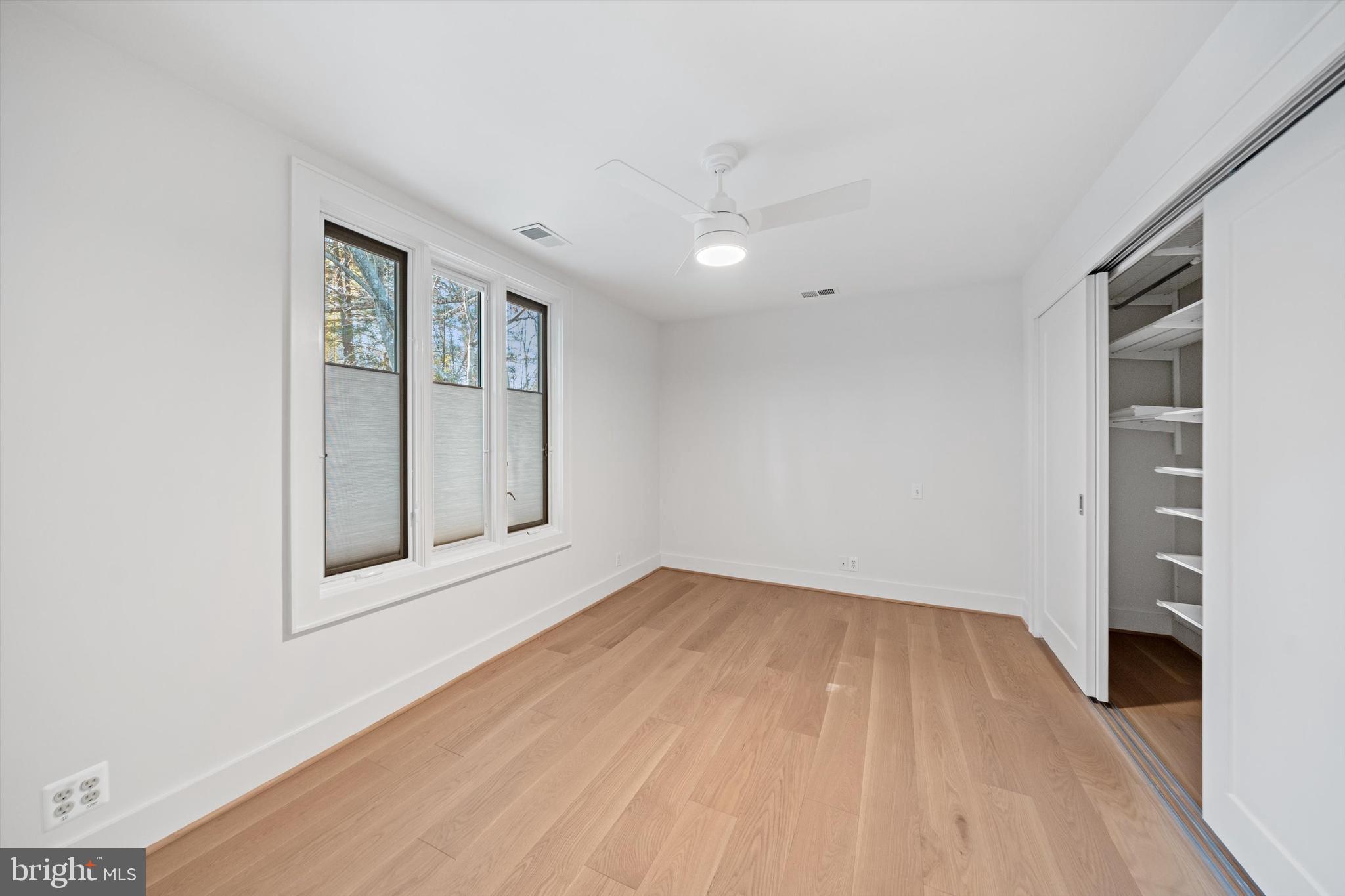 1402 Langley Place McLean, VA 22101 - Photo 33 of 46 Bedroom 4