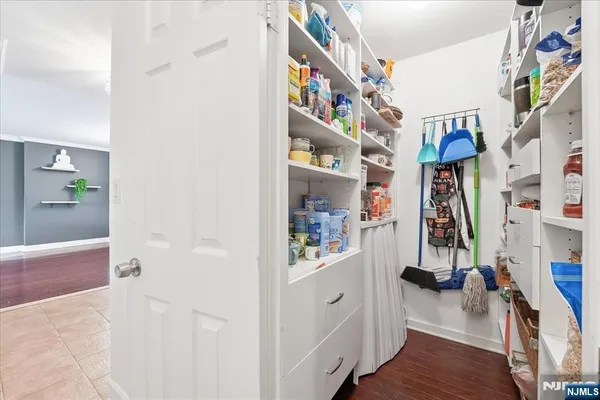$4,600 | 300 Winston Drive, Unit L5, Cliffside Park, NJ 07010