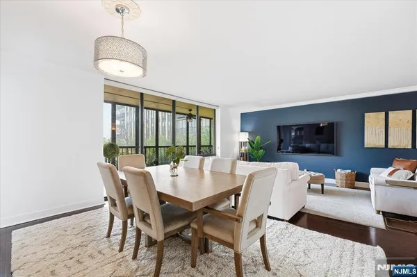 $4,600 | 300 Winston Drive, Unit L5, Cliffside Park, NJ 07010