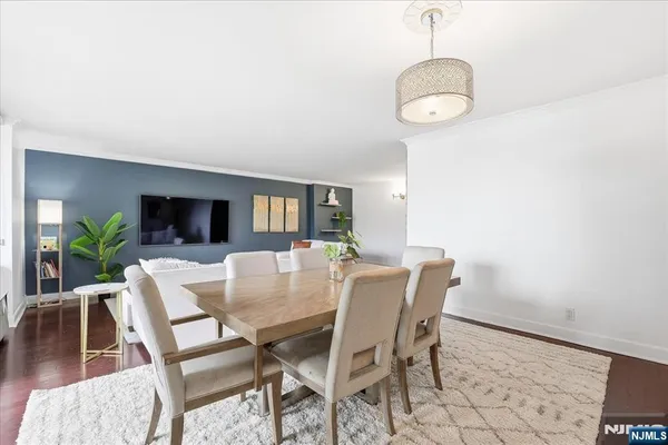 $4,600 | 300 Winston Drive, Unit L5, Cliffside Park, NJ 07010