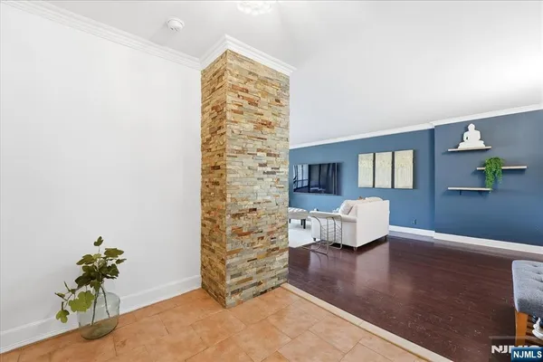 $4,600 | 300 Winston Drive, Unit L5, Cliffside Park, NJ 07010