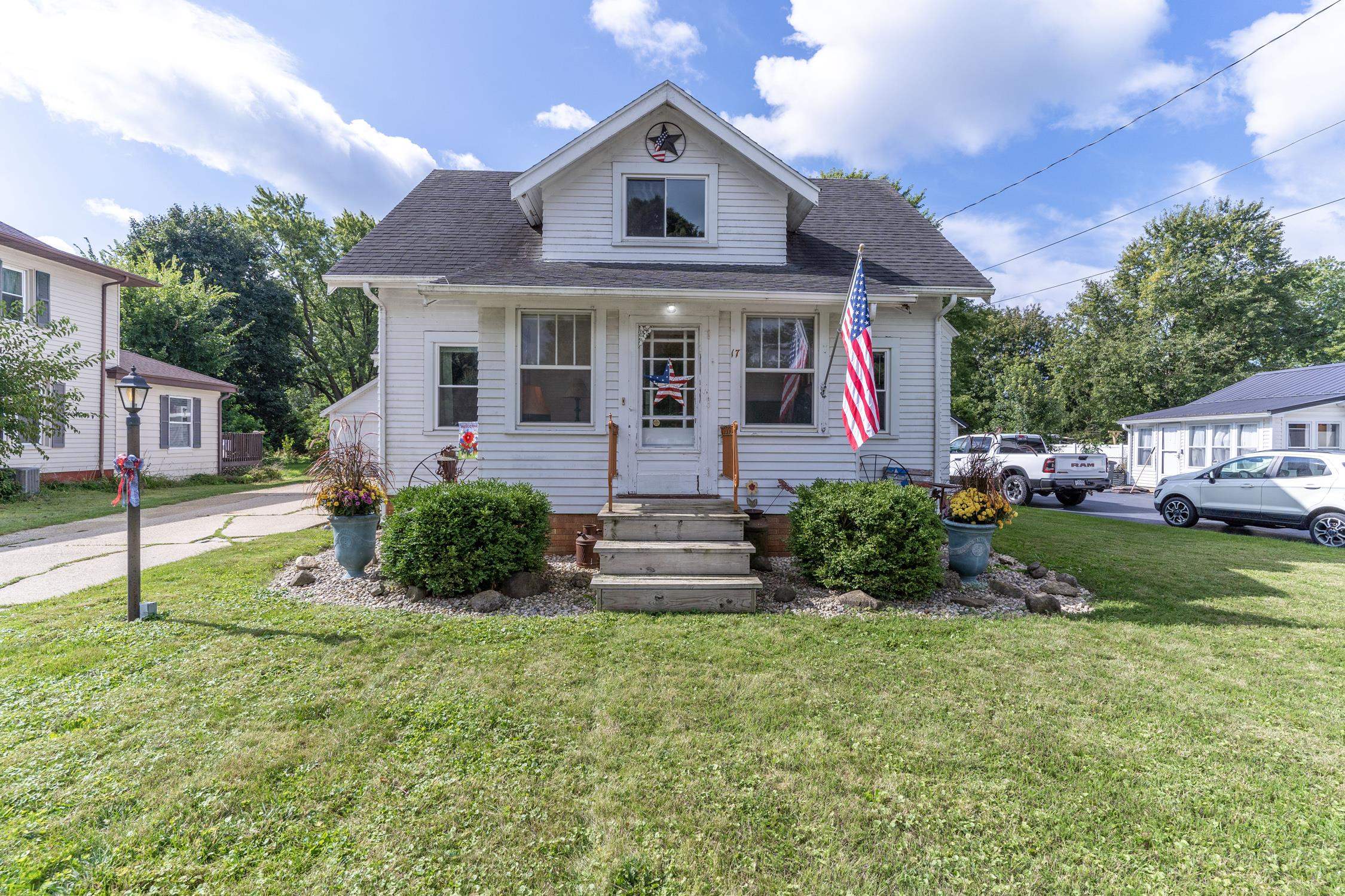 17 West Madison Avenue Milton, WI 53563 - Photo 23 of 29